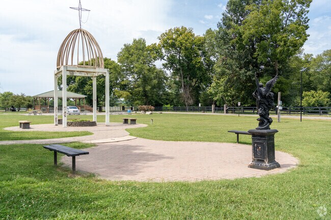 Shepherdsville Park has public art, a playground, and a covered pavilion.