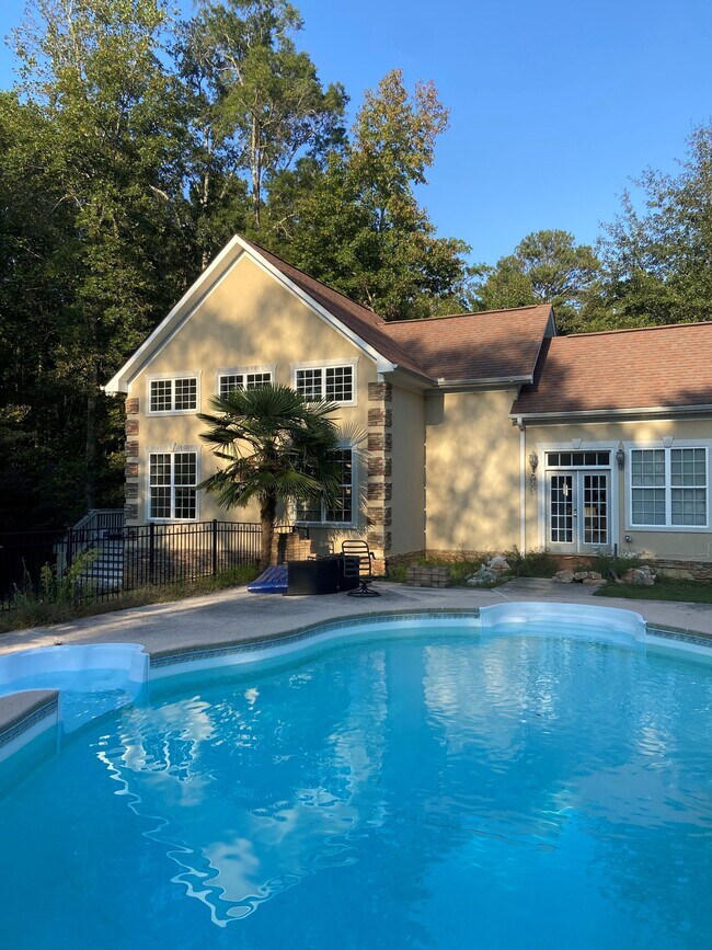 150 Farr Lake Dr unit Furnished, Tyrone, GA 30290 - photo 7