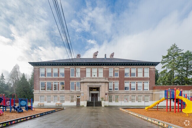 McGilvra Elementary School provides an excellent education for a better t