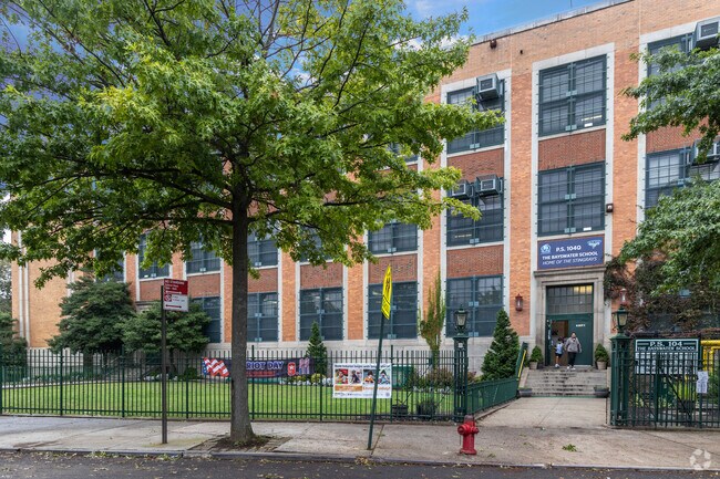 104 The Bays Water School is known for its academic excellence.