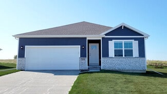 712 Maddie Ln, Tiffin, IA 52340