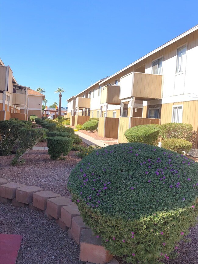 4995 S Maryland Pkwy, Las Vegas, NV 89119