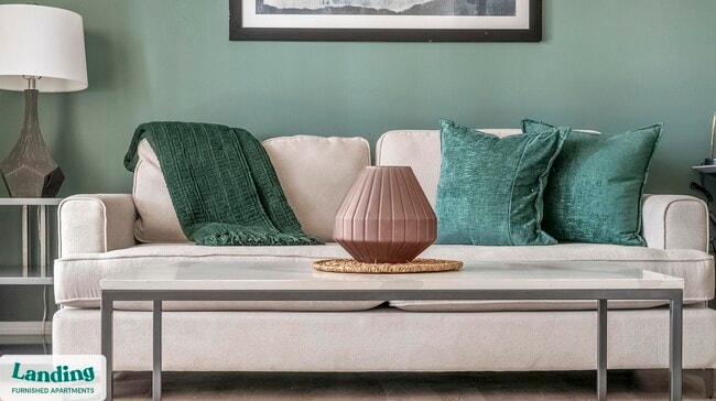 925 Canterbury Rd NE unit 12-1256, Atlanta, GA 30324 - photo 2