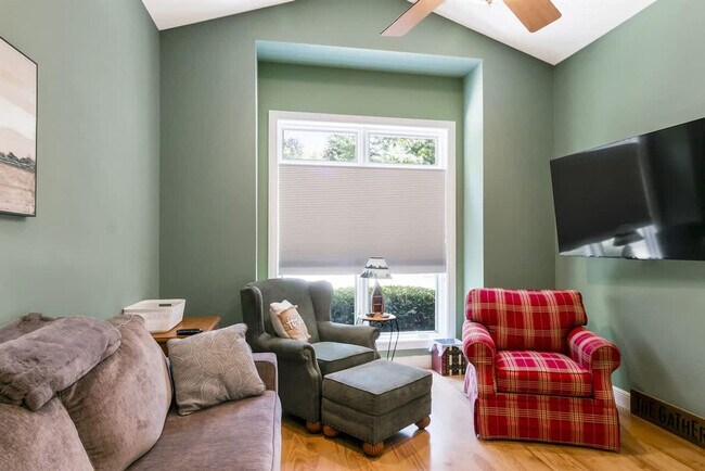 140 Crane Ln unit ID1051669P, Cadiz, KY 42211 - photo 5