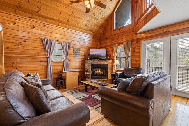 1652 Raccoon Den Way unit ID1266362P, Sevierville, TN 37862 - photo 3