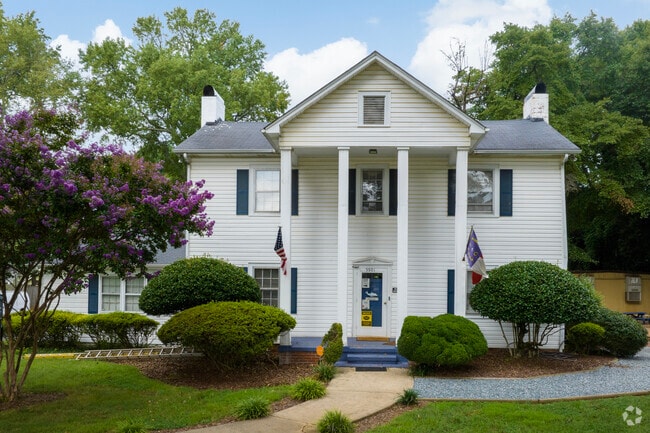 Colonial style architecture is showcased through Brisbane Academy.