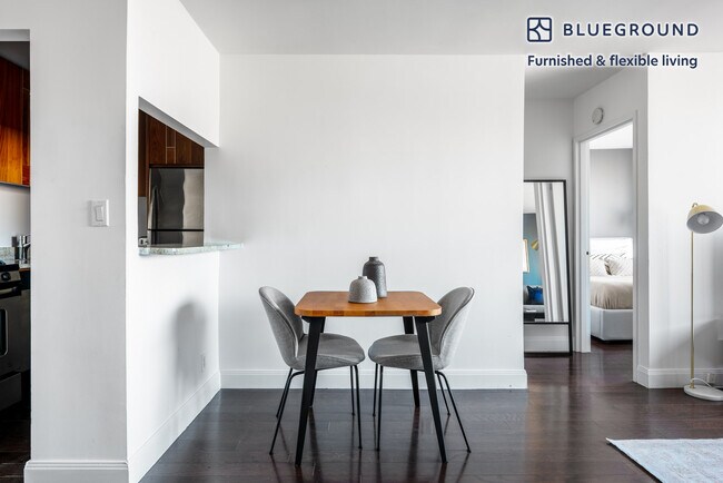 200 E 82nd St unit FL19-ID505, New York, NY 10028 - photo 5