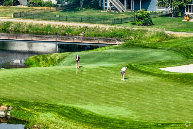 Designed by the legendary Arnold Palmer, TPC Twin Cities boasts 18 holes of pristine fairways.