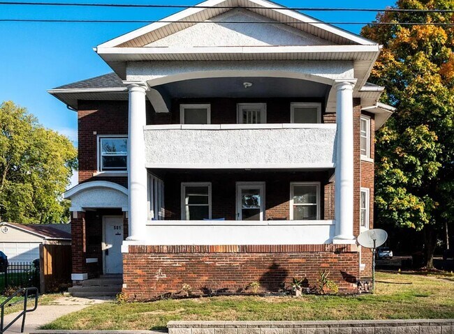 501 W Columbia Terrace unit 3, Peoria, IL 61606 - photo 2