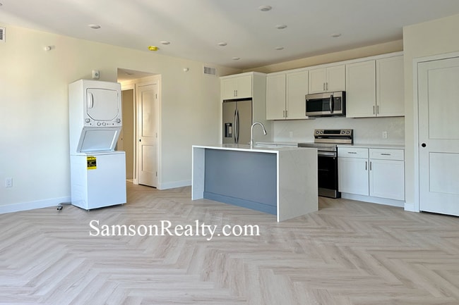 165 Gano St unit 506, Providence, RI 02906 - photo 6