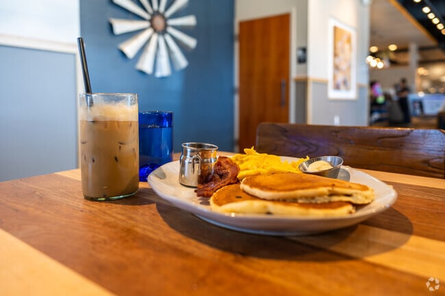 Homegrown is a popular daytime-eatery just a short drive from Harrison Park.