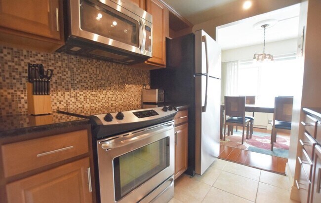 Tower Plaza unit 13C, Ann Arbor, MI 48104 - photo 3