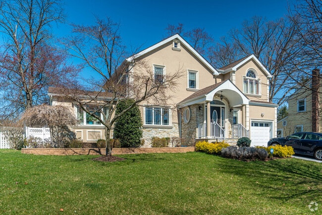 Various styles of homes can be found in Livingston.