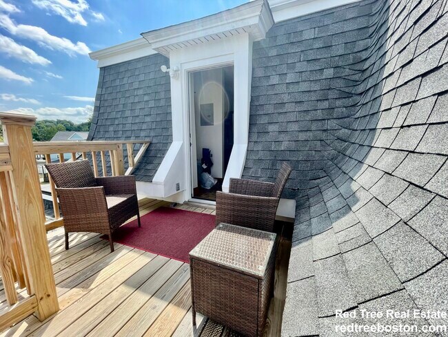 98 Franklin St unit 3, Quincy, MA 02169 - photo 7