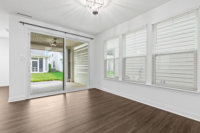 7011 Pickett Place, Carmel, IN 46033 - photo 7