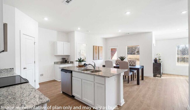 3010 Sunny St unit 36202581, Gravette, AR 72736 - photo 2