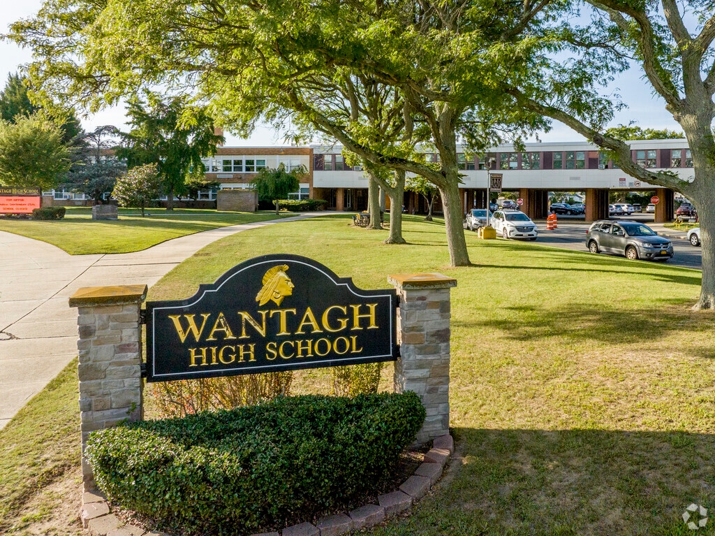 Wantagh High School has 830 students in grades 9-12 with a student-teacher ratio of 11 to 1.