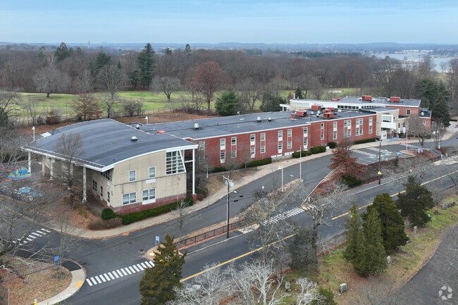 Bates Elementary School provides education in Salem Ma.