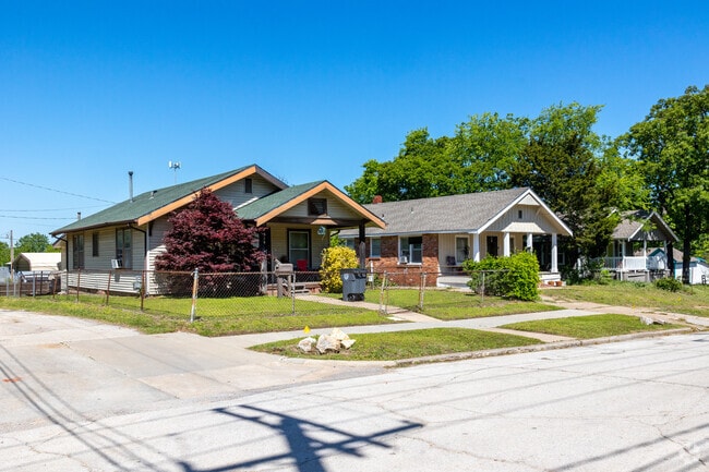 Craftsman style homes line the streets in the Owen Park neighborhood.