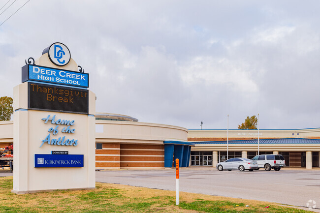 Picture of Deer Creek High School