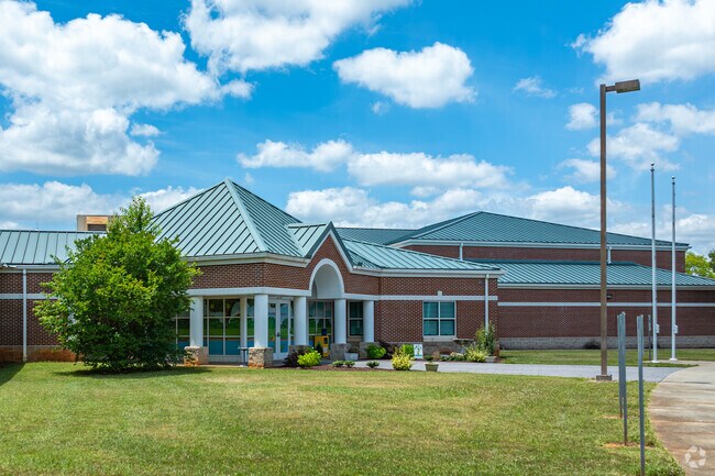 Lincoln Elementary School serves over 300 students in Rockingham County, NC.