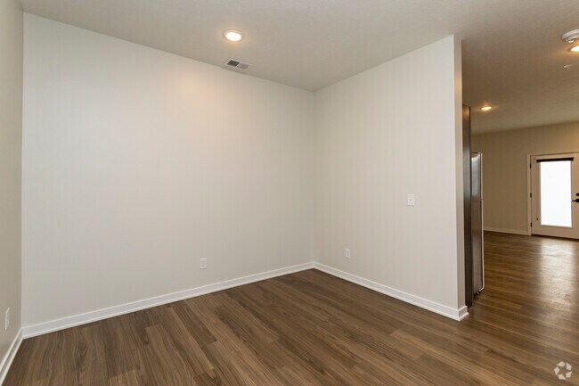 Little Bo Bungalows and Flats, Omaha, NE 68108 - photo 5