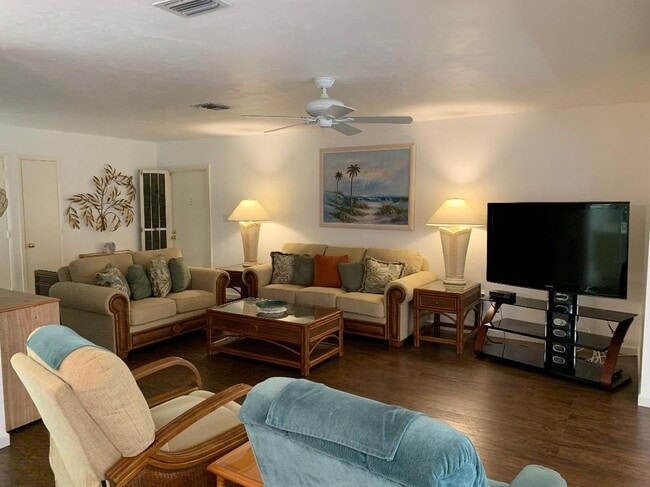 1739 Golf Club Dr, North Fort Myers, FL 33903 - photo 3