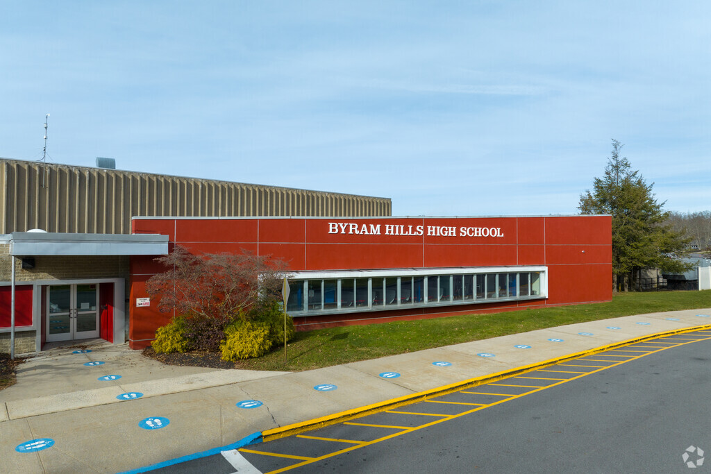 Byram Hills High School, Rankings & Reviews - Homes.com