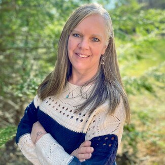 Lesley Arnold