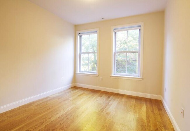 105 Hammond St unit 3, Boston, MA 02120 - photo 5