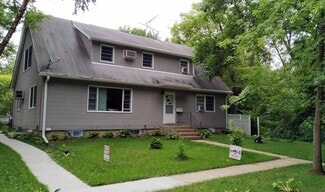 836 Clark St Unit 836 Clark Street, Iowa City, IA 52240