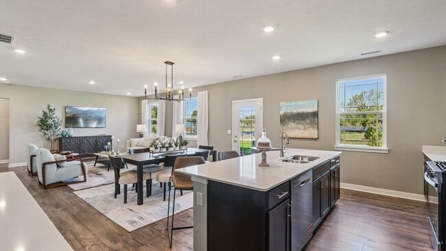 5757 Bancroft Dr, Pendleton, IN 46064 - photo 5