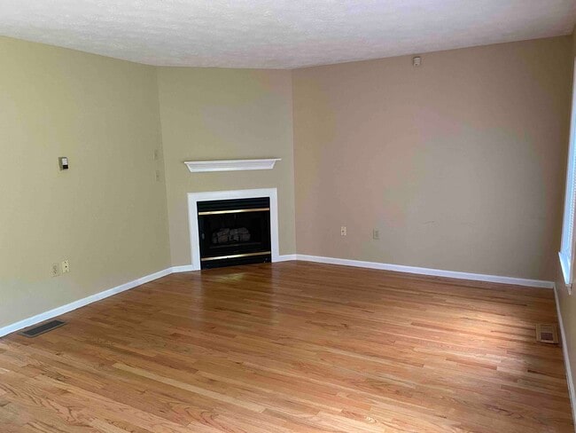 Living Room, gas fireplace