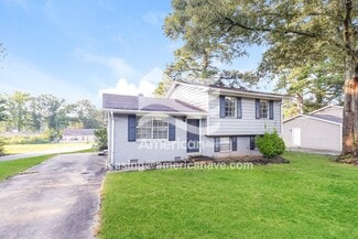 229 W Canterbury Dr, Jonesboro, GA 30238