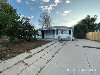 5110 S Pearl St, Littleton, CO 80121