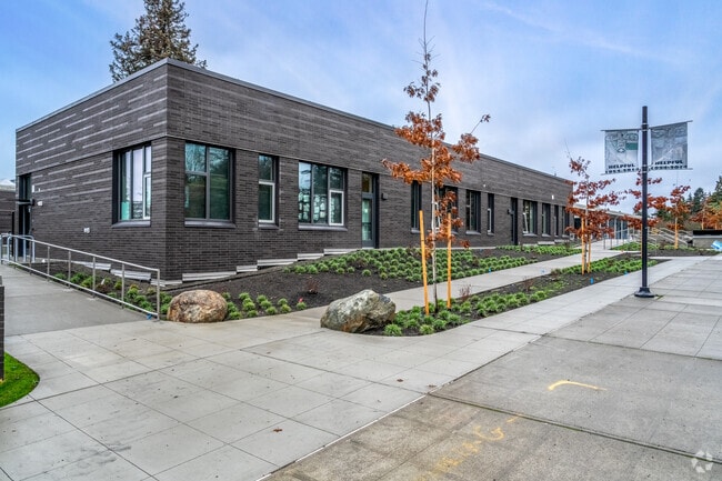 Viewlands Elementary School looking north.
