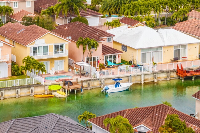 Have your private dock at Three Lakes, FL.