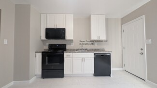 510 Cherry Ln, Warrenton, MO 63383