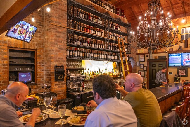 For a more fine-dining experience, Connected in Hamilton Park is a popular spot.