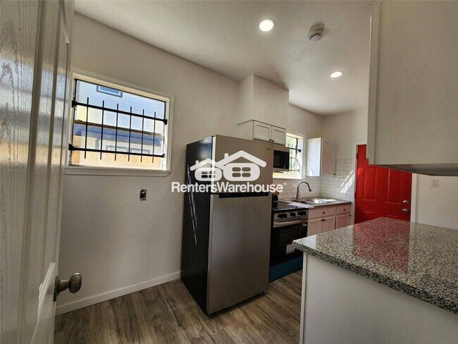 2706 Berry St, Houston, TX 77004 - photo 5