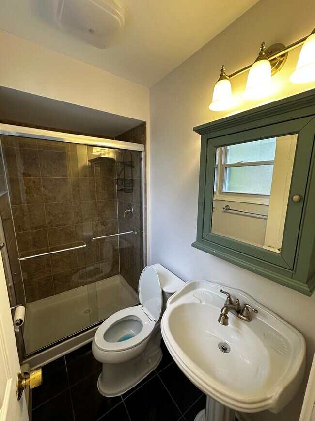 1527 W Sherwin Ave unit 1527 Sherwin, Chicago, IL 60626 - photo 7