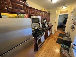 14 White Street Place Unit R, Somerville, MA 02144