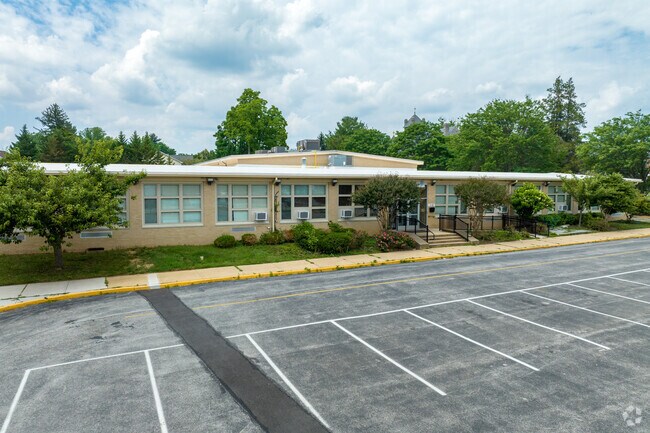 Yeshivas Toras Simcha in Pikesville, MD serves over 100 students.