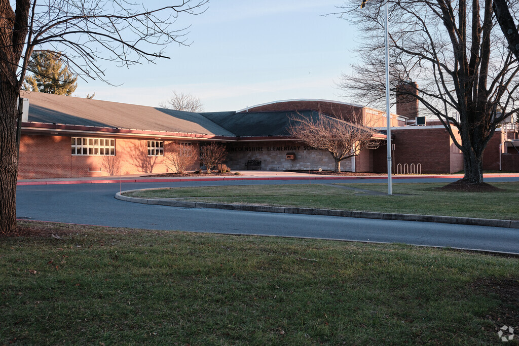 Lincolnshire Elementary School serves students in Washington County, Maryland.