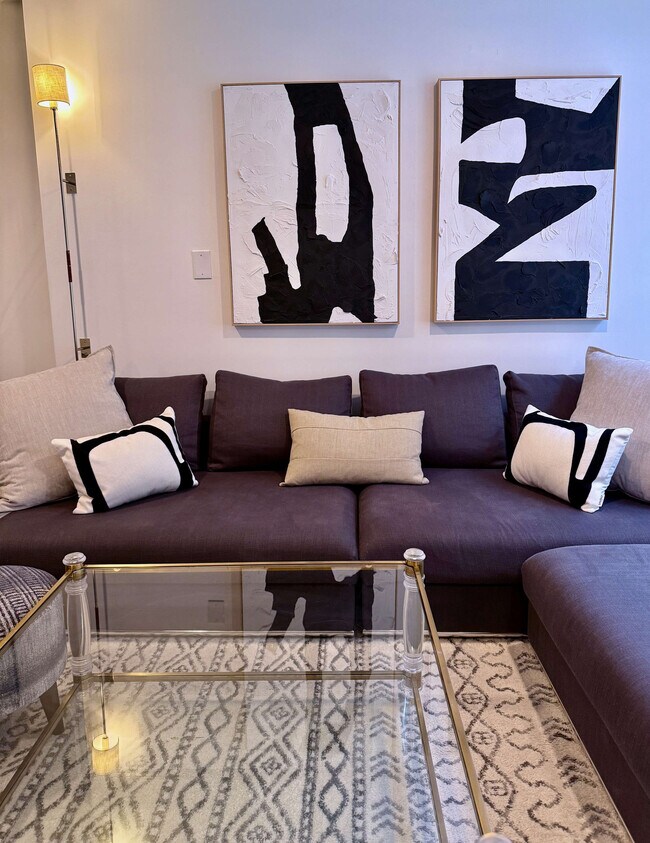 323 E 51st St Unit ID1023419P, New York, NY 10022
