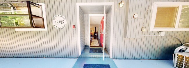 15395 Lake Arthur Rd unit Main Unit 2BR, Auburn, CA 95602 - photo 4