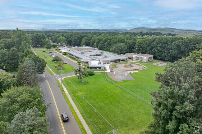 Evarts C. Stevens Elementary School is located at 18 Kondracki Lane in Wallingford, CT.