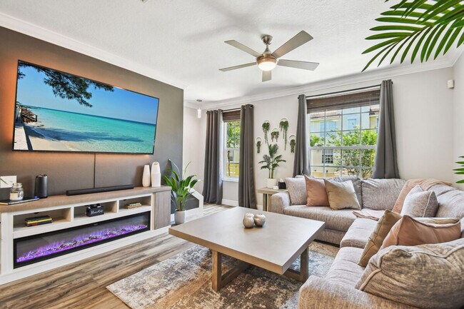 3174 Bayshore Oaks Dr unit ID1283035P, Tampa, FL 33611 - photo 2