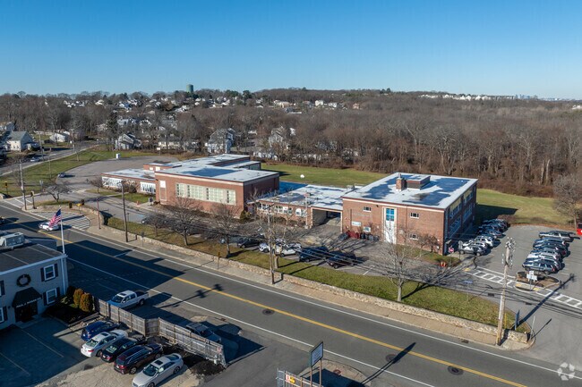 Donald Ross Elementary School in Braintree resides on a main road.