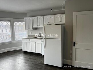 145 Union St Unit 15, Bangor, ME 04401